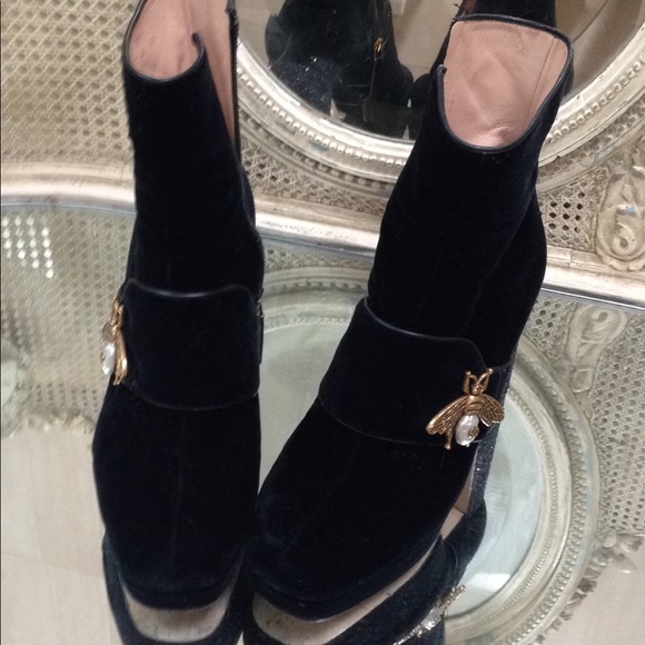 Gucci Shoes - Gucci Velvet platform Bootiea with Bumblebees